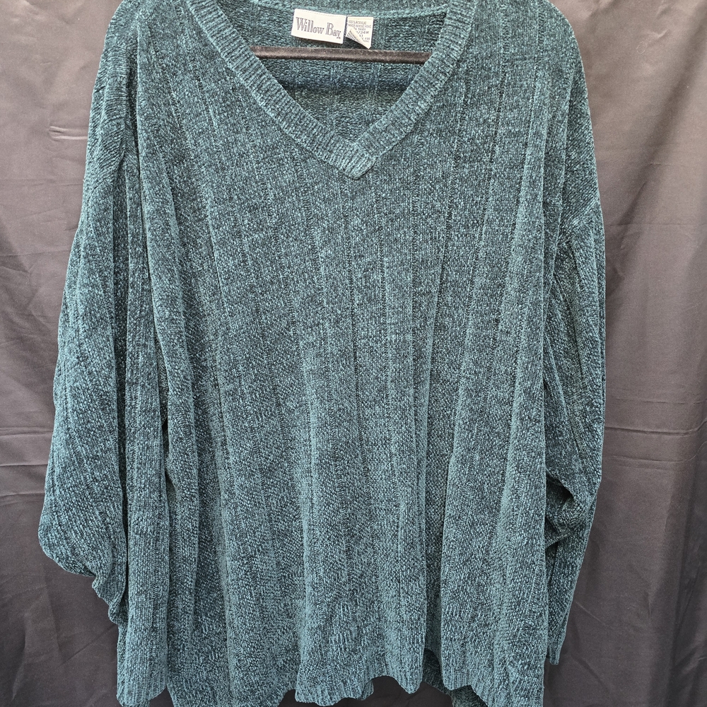 Willow Bay Emerald Chenille V-Neck Sweater